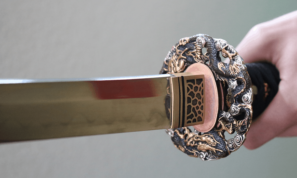 What is the difference between the Japanese and European sword